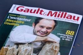 Alexandre Couillon reçoit Gault & Millau pour la Welcome Box